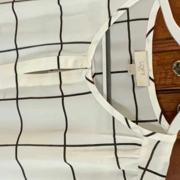 NWT white with black stripes blouse - Picture 2 of 5